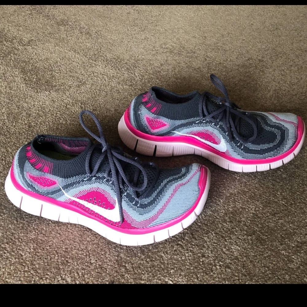 Nike Free 5.0 New! Womens sz. 6.5